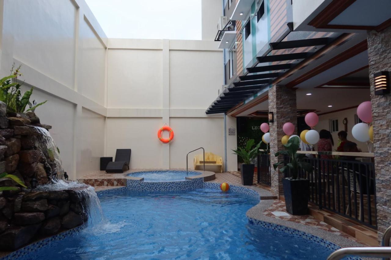 The Legacy Hotel Tayabas Ngoại thất bức ảnh